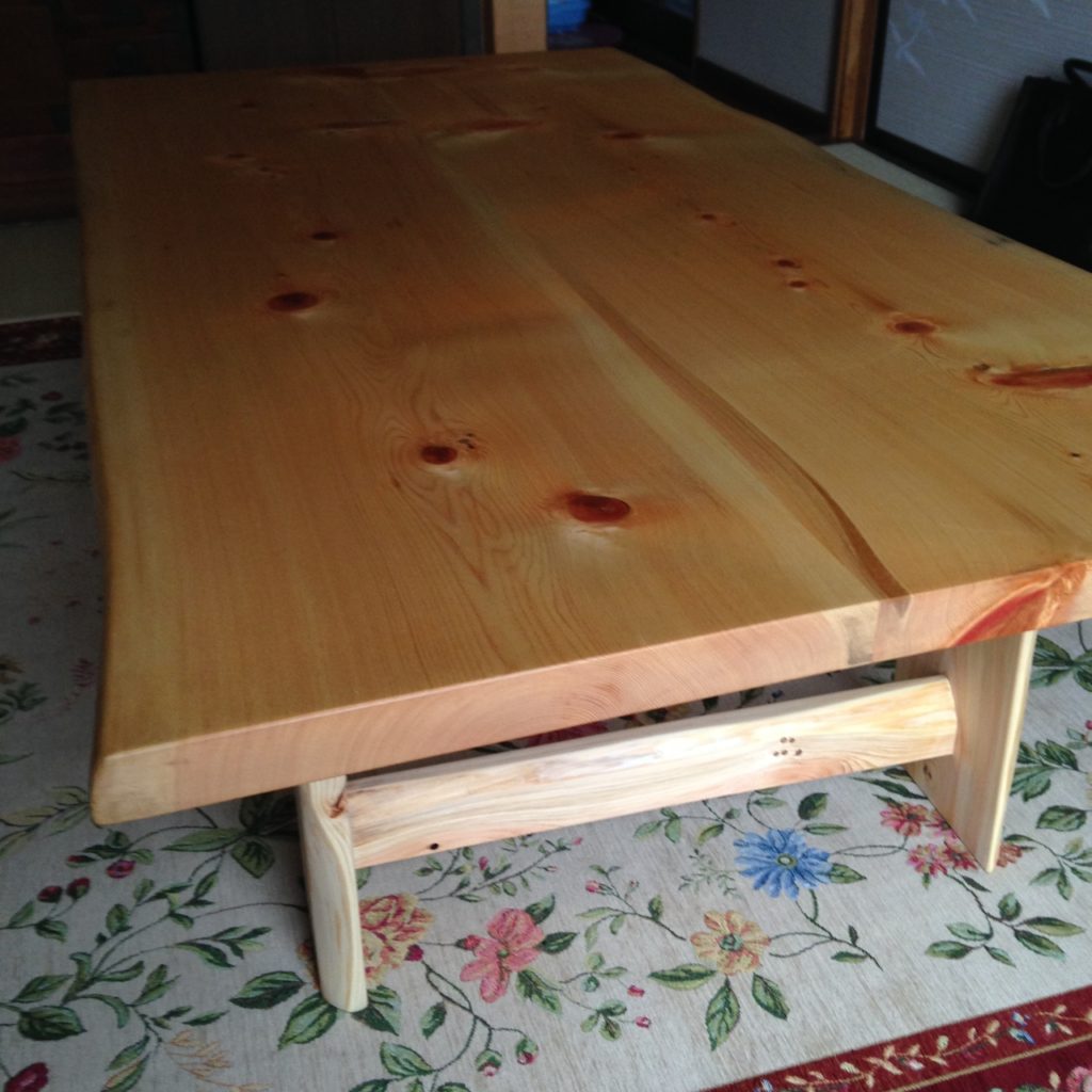 木曽ひのき×ローテーブル | 無垢材・一枚板などの木材とオリジナル 