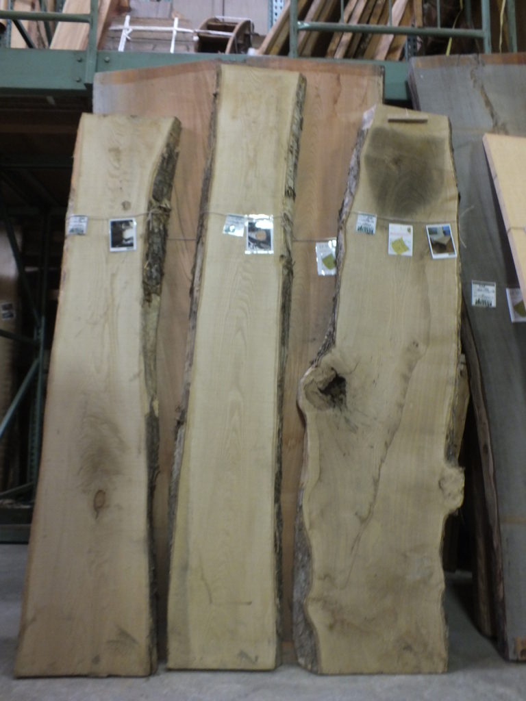 くり一枚板を3枚合わせたテーブル | 無垢材・一枚板などの木材と 