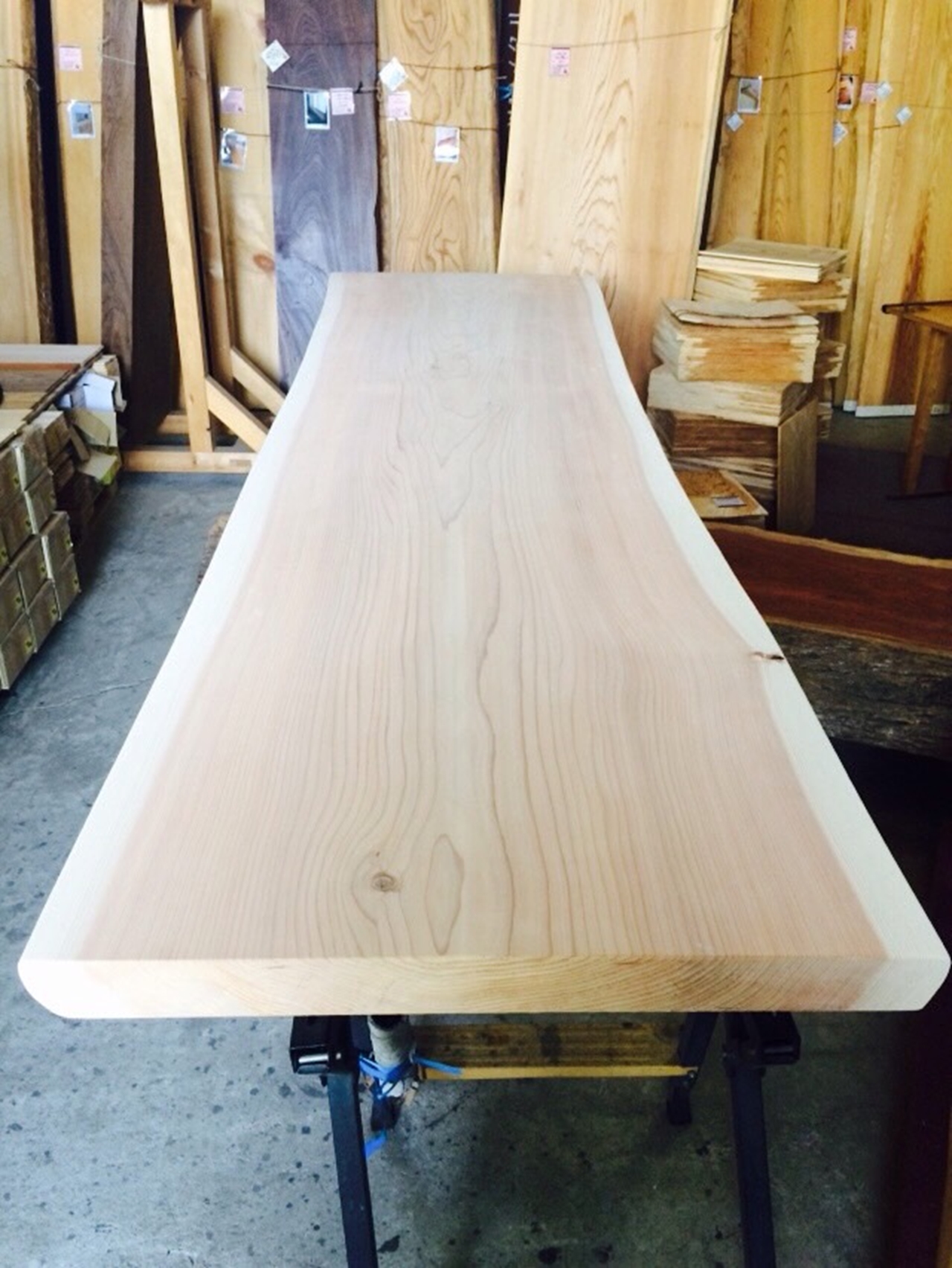 一枚板テーブル製作【杉一枚板で組み立て式】 | 無垢材・一枚板などの 