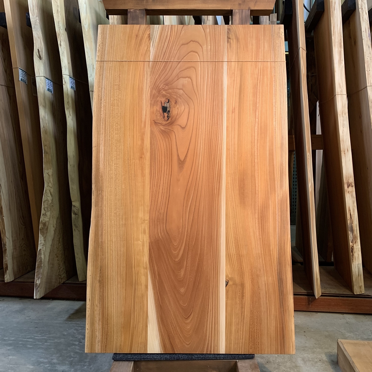 けやき一枚板【ハギ合わせ板】1490×870×52㎜ | 無垢材・一枚板などの木材とオリジナル家具｜木の店さんもく