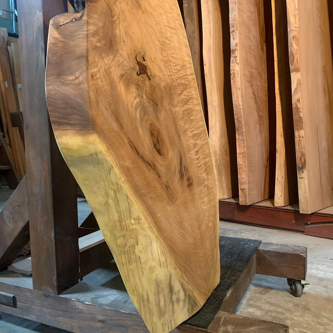 キハダ一枚板 1300×150~530×50㎜ | 無垢材・一枚板などの木材と