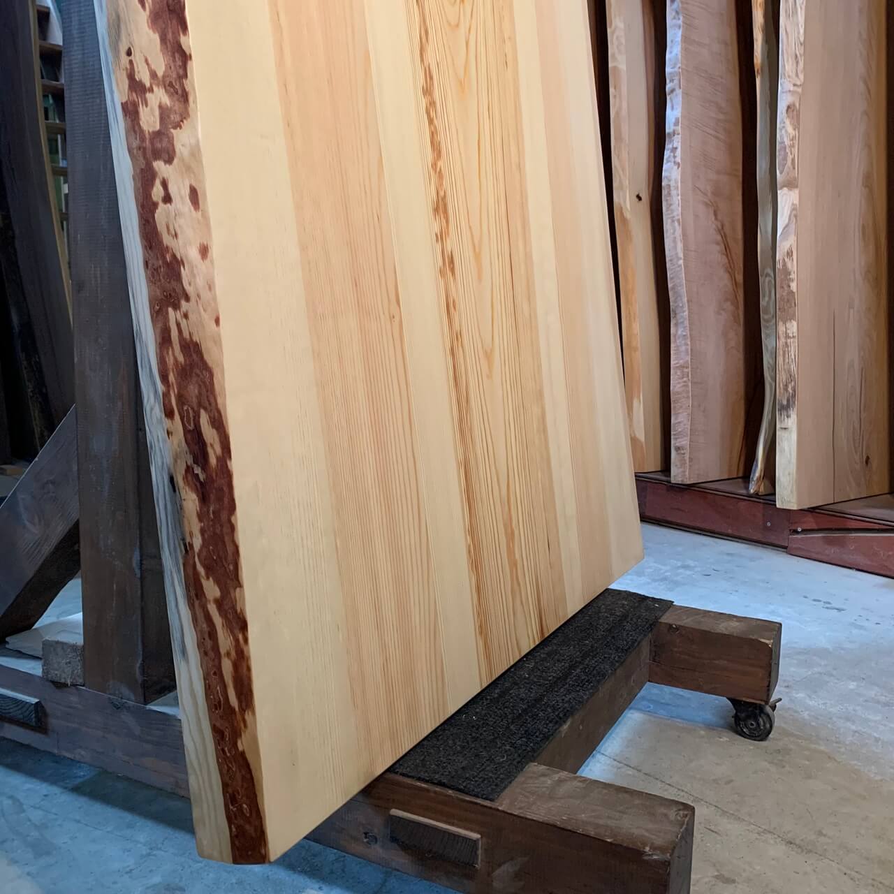 アカマツ 赤松 1810mm × 640mm × 45mm 無垢材 一枚板 テーブル 、 カウンター 天板 、 DIY 向き - 7