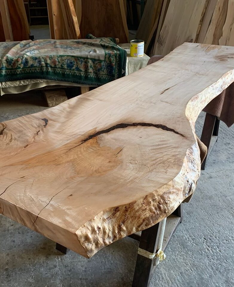 無垢材・一枚板などの木材とオリジナル家具｜木の店さんもく
