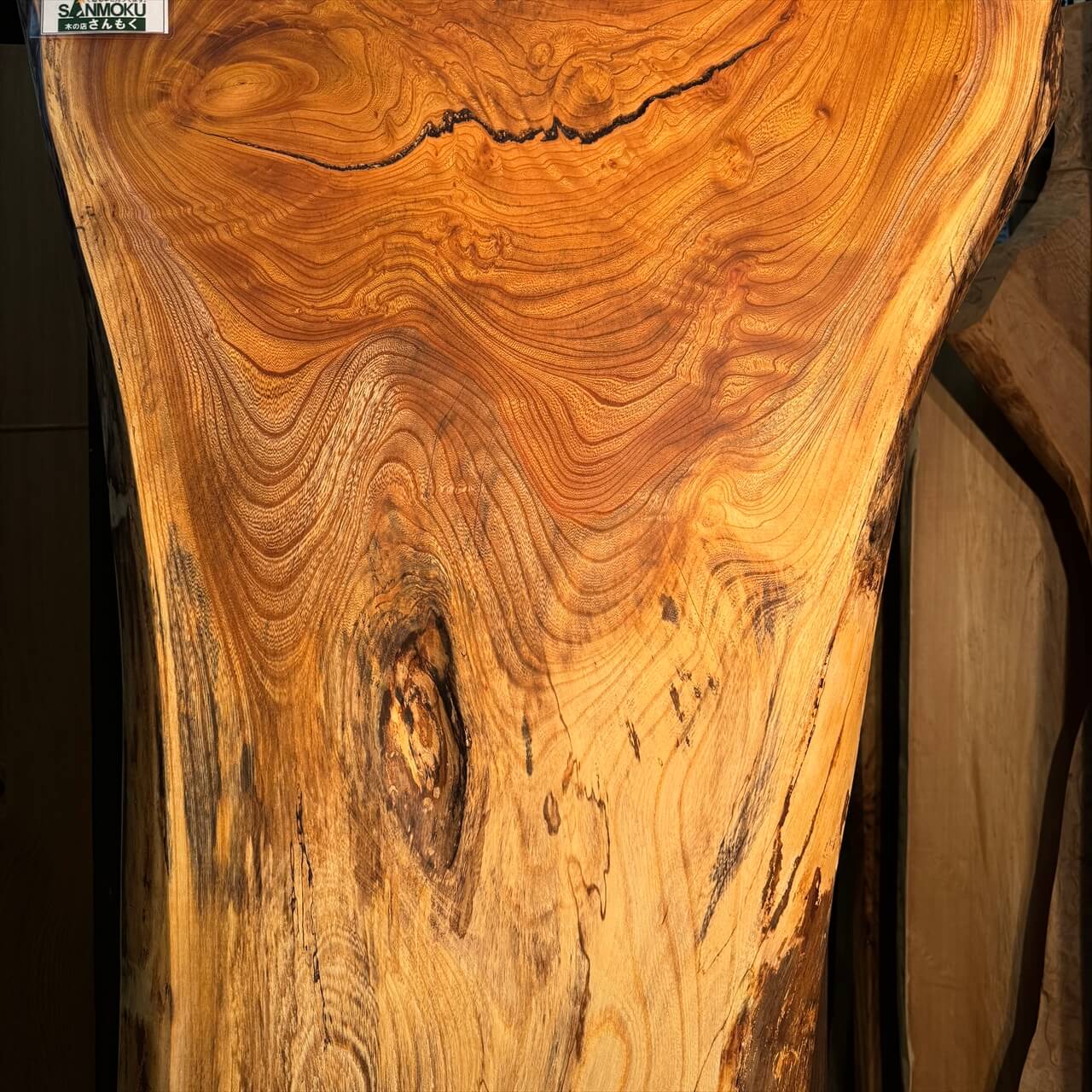 けやき一枚板【岩手】2050 ×360~800×48㎜【オイル塗装 仕上げ済み